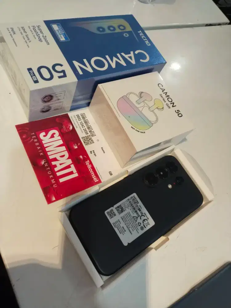 Promo Oktober Tecno Camon 50 Pro 5G, Cicilan Cukup KTP Aja