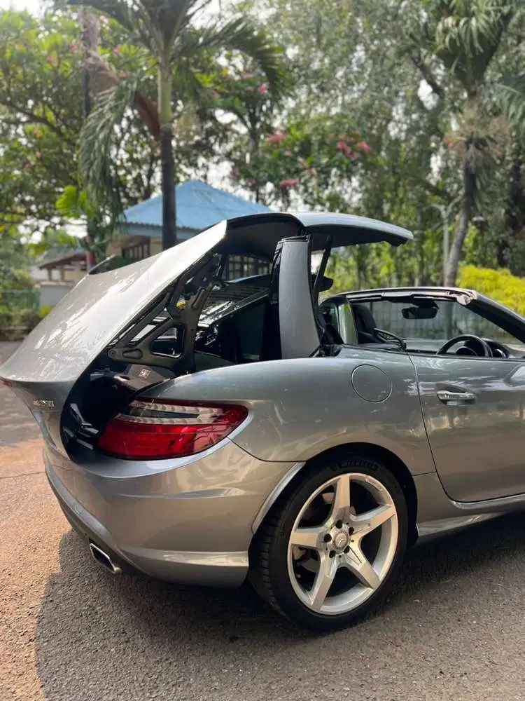 Mercedes-Benz SLK250 2012 Bensin