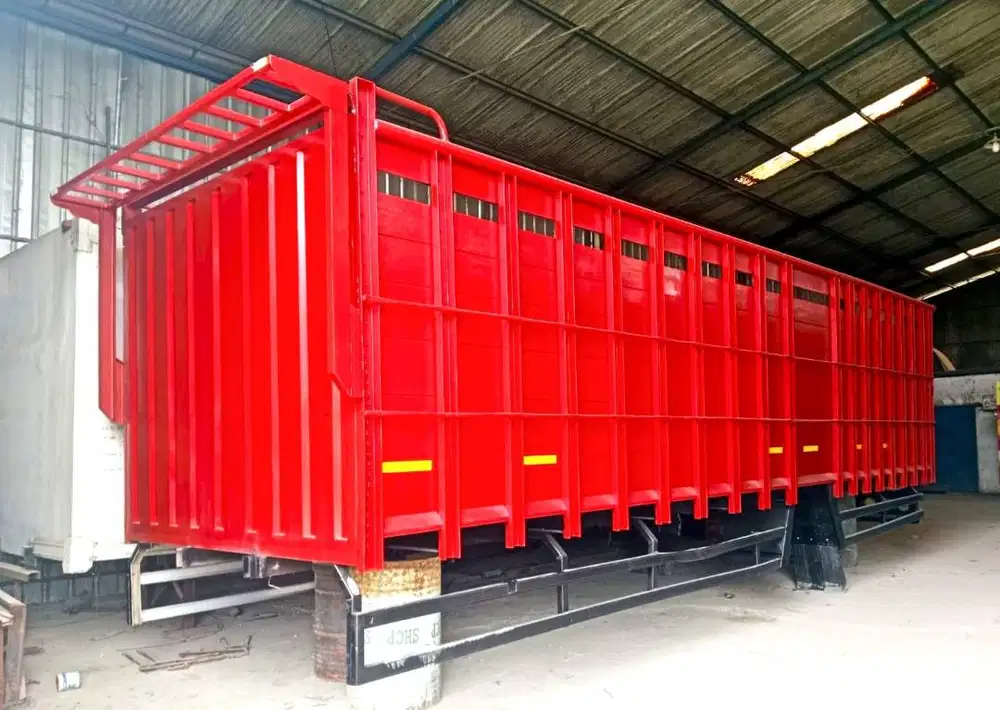 8,6M Bak sentral kayu pilar besi Mitsubishi Fuso engkel 4x2 super Long