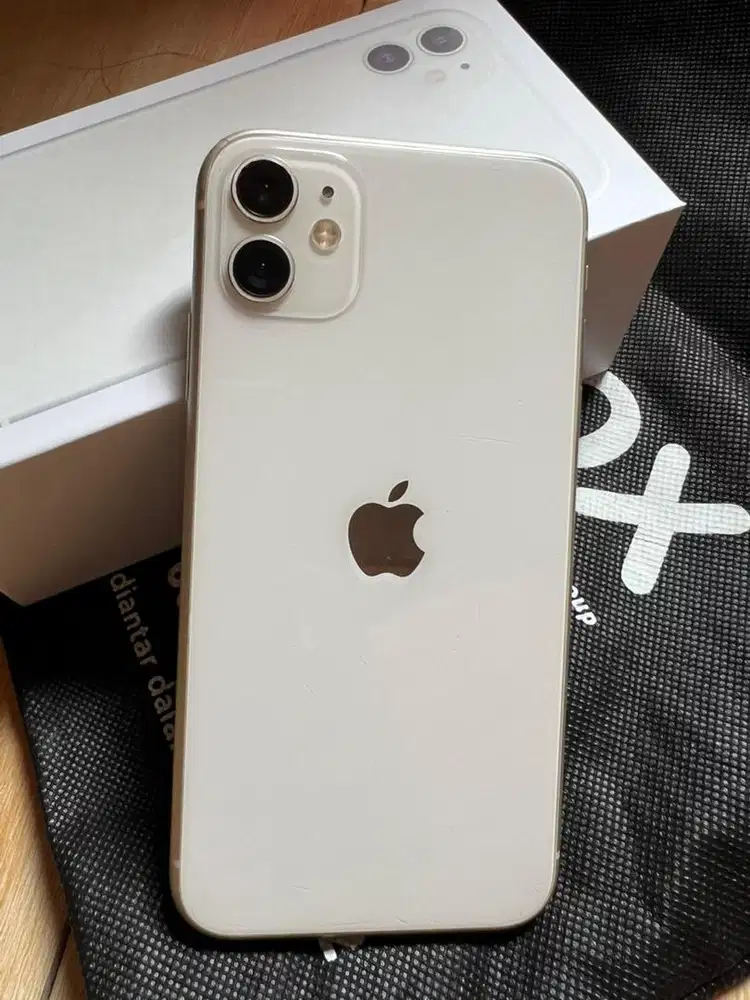 iphone 11 128 intr