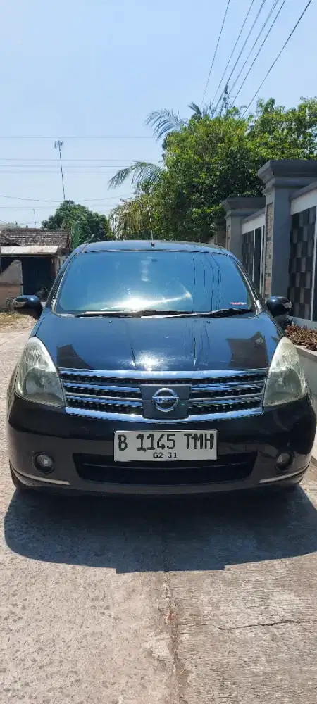 Nissan Grand livina Ultimate original istimewah