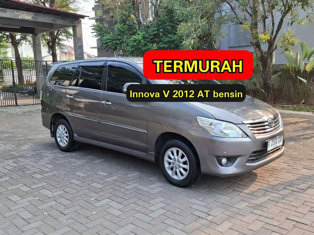 Toyota Kijang Innova 2012 Bensin
