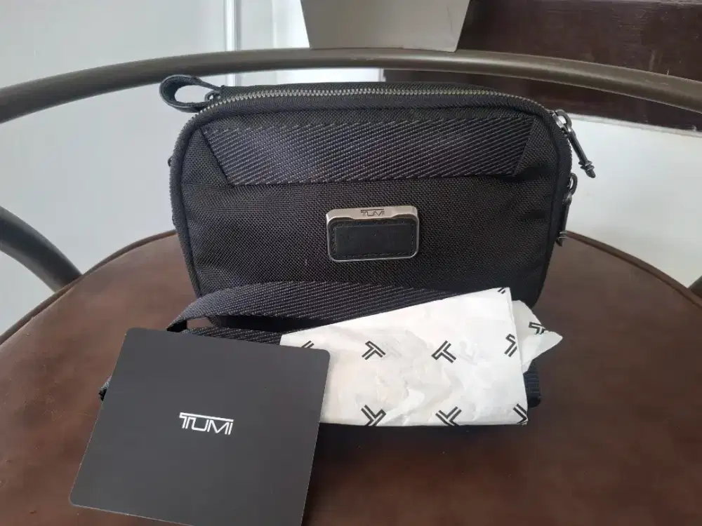 Tumi Clutch Crossbody Alpha Bravo Original