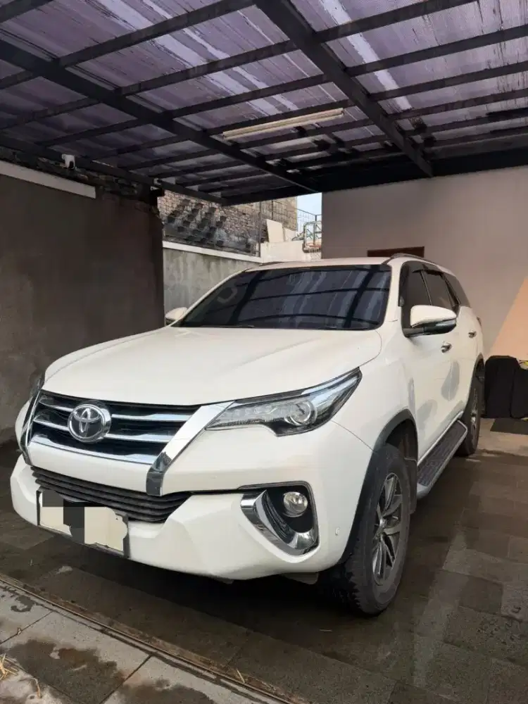 Toyota Fortuner VRZ2.4 Diesel 2016|KM 91rb|Srvc Resmi|STNK 05/27|325Jt