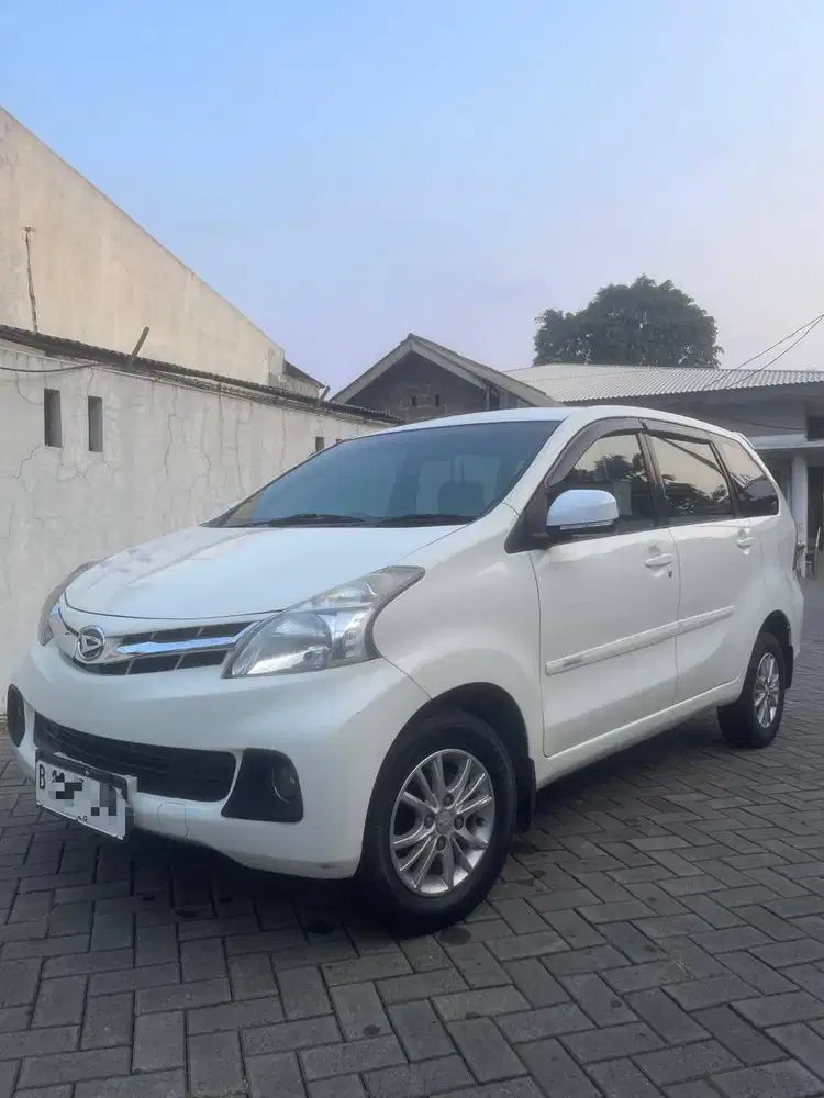 Xenia r deluxe 2013 airbag