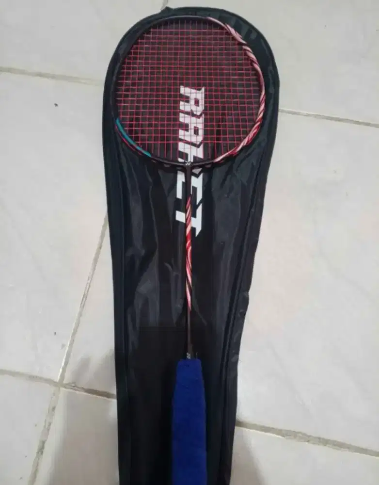 Raket Yonex Astrox (baru)
