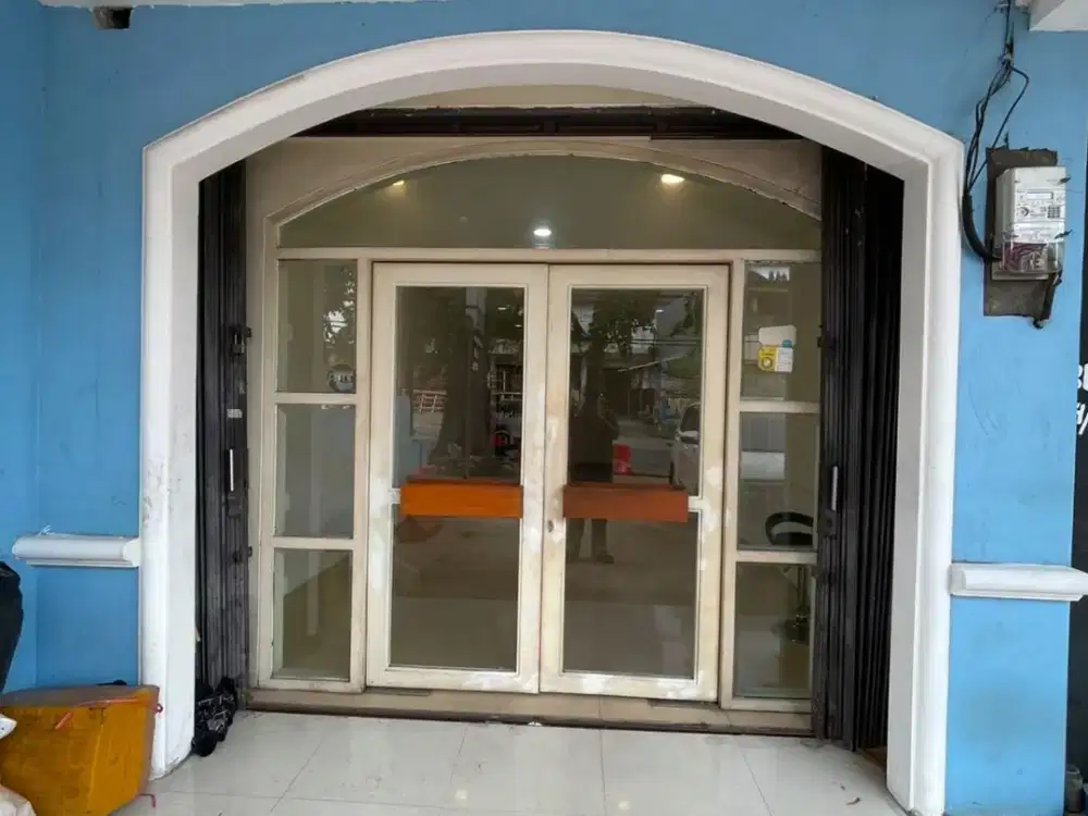 DISEWAKAN RUKO 2 LANTAI – PONDOK KELAPA