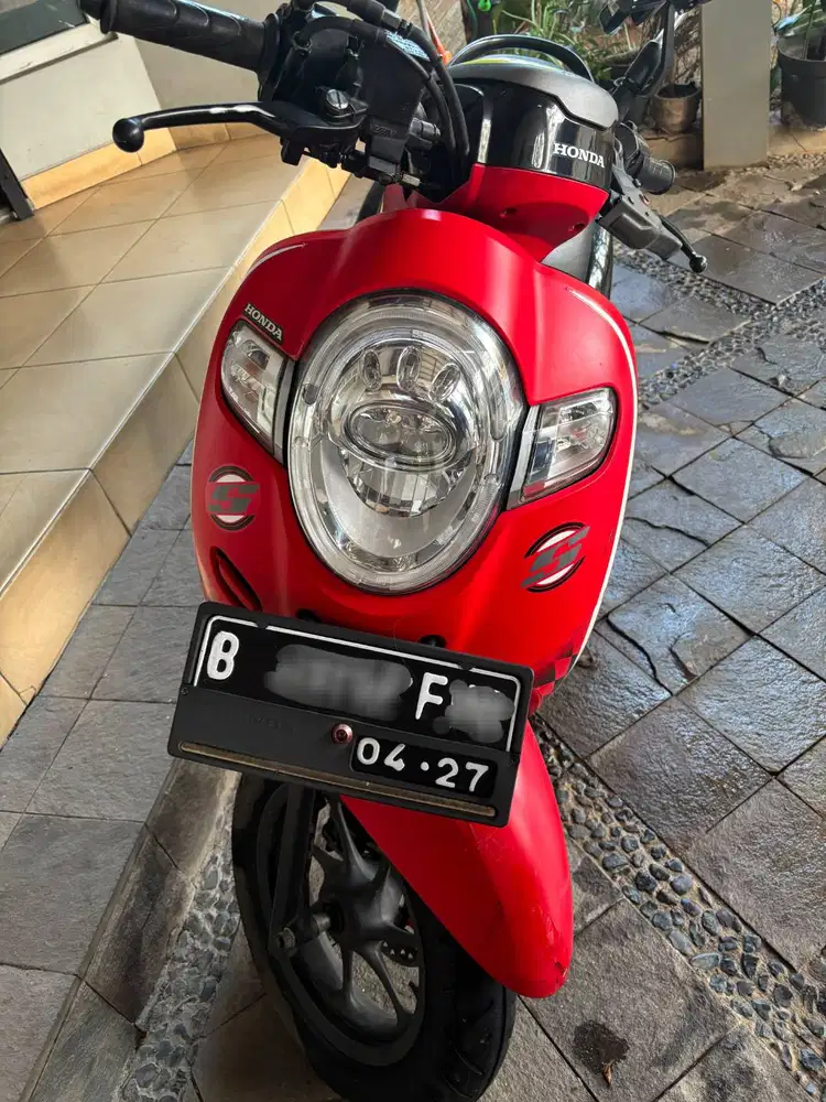 Scoopy 2018 Low KM, pajak panjang, siap pakai, service Ahass