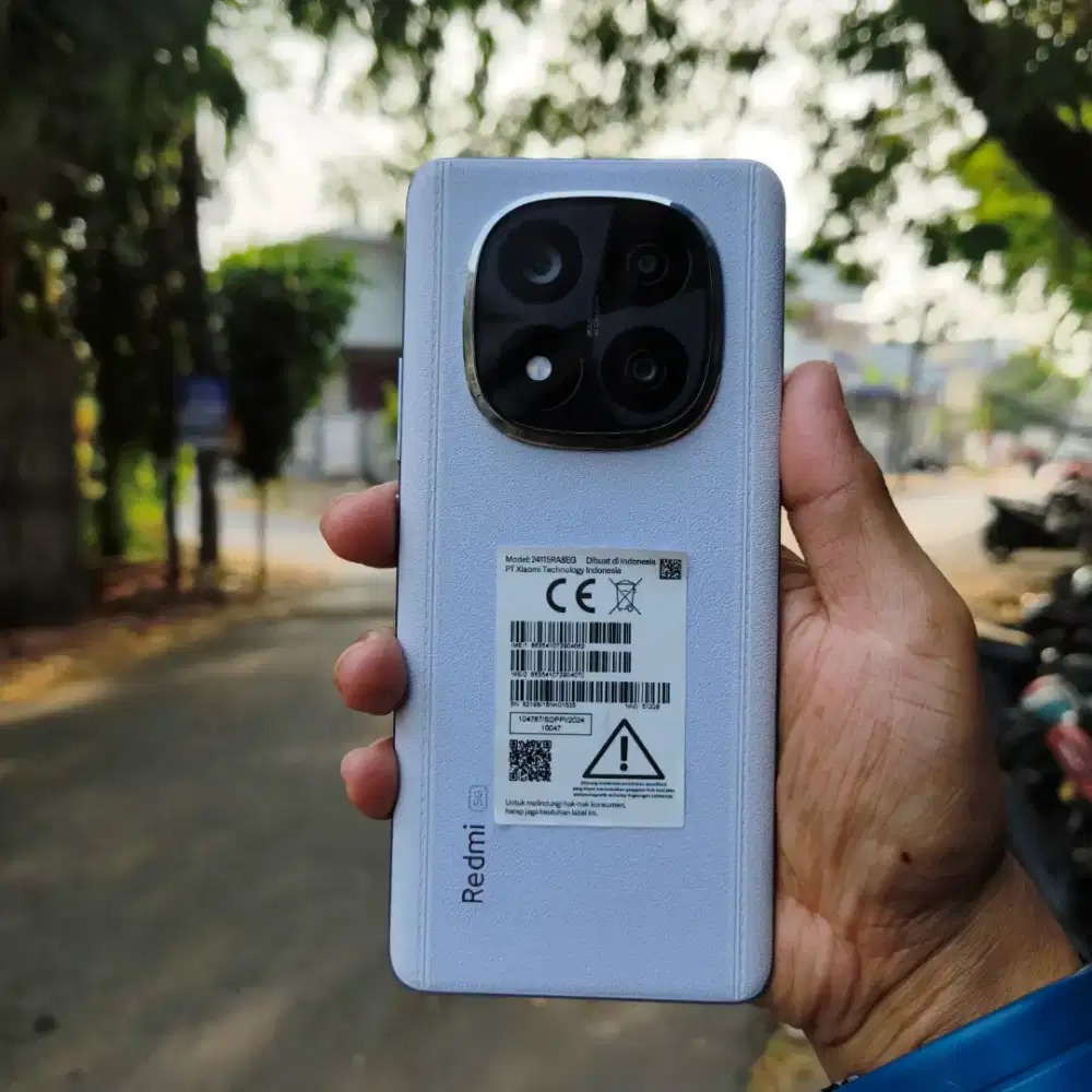 Xiaomi redmi note 14 pro+ 5G ram 12/512GB lengkap normal mulus