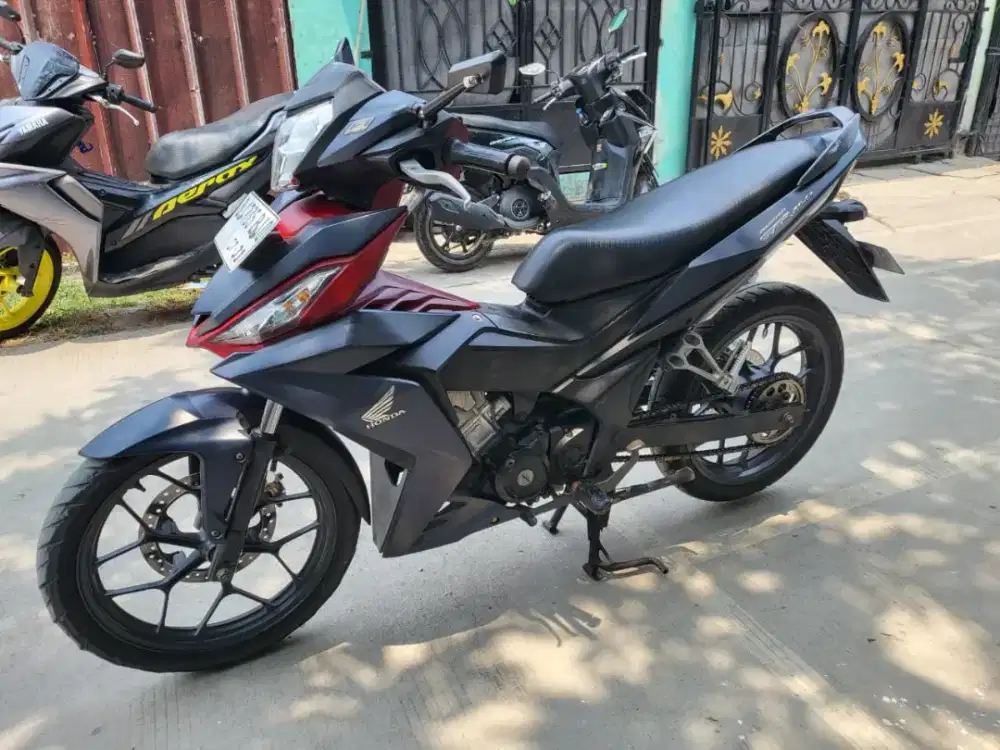Honda supra GTR150 2016