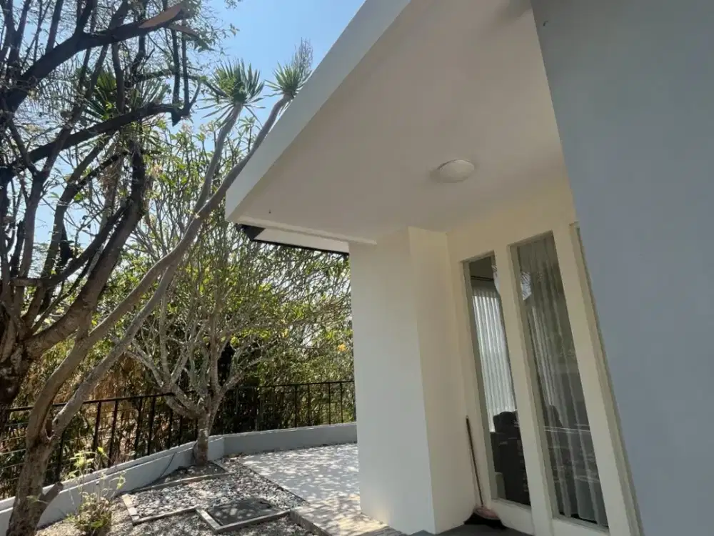 DISEWAKAN RUMAH GRAHA CANDI GOLF