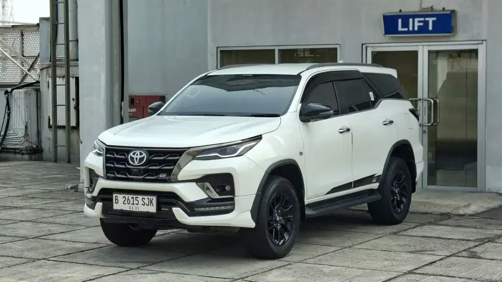 Toyota Fortuner SRZ 2023