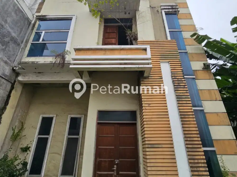 DIJUAL VILLA KOMPLEK GRAND CEMARA ASRI JALAN LOTUS - DAERAH CEMARA (vincent)