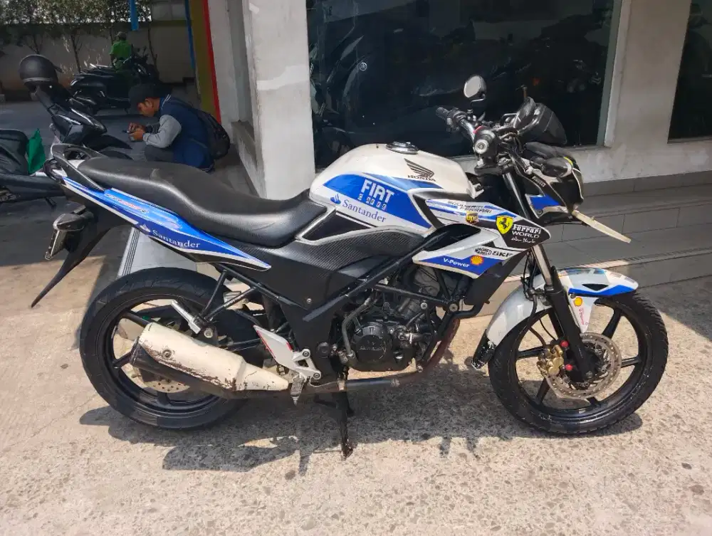 Honda cb150r joss murah meriah..