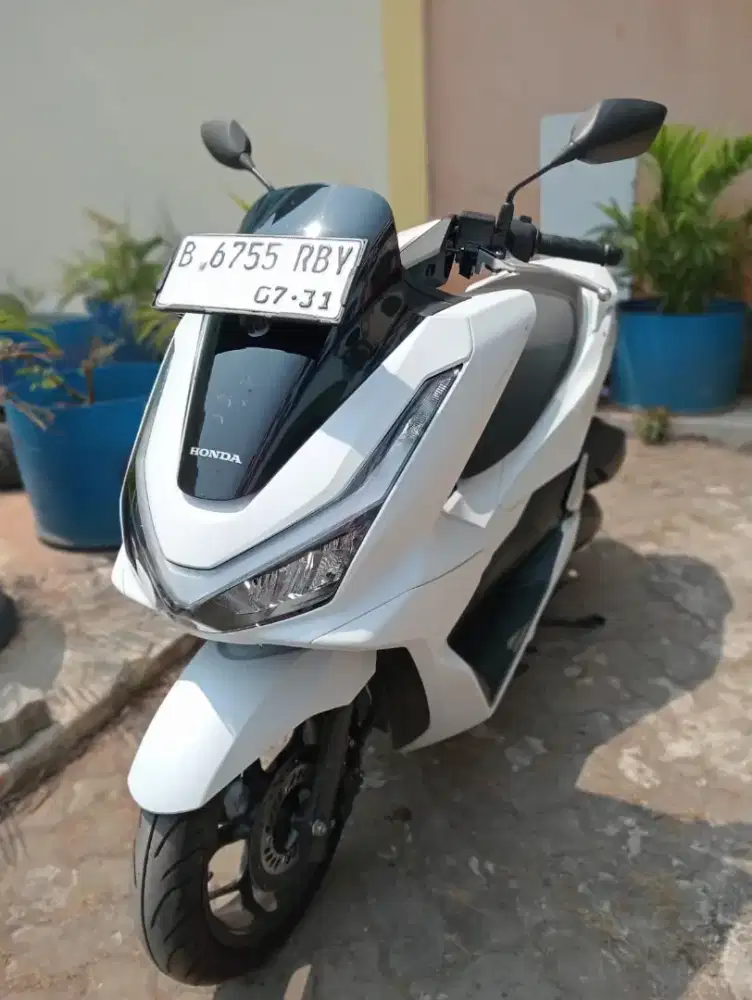 Dijual Cash Kredit Motor PCX 160 CBS Tahun 2026