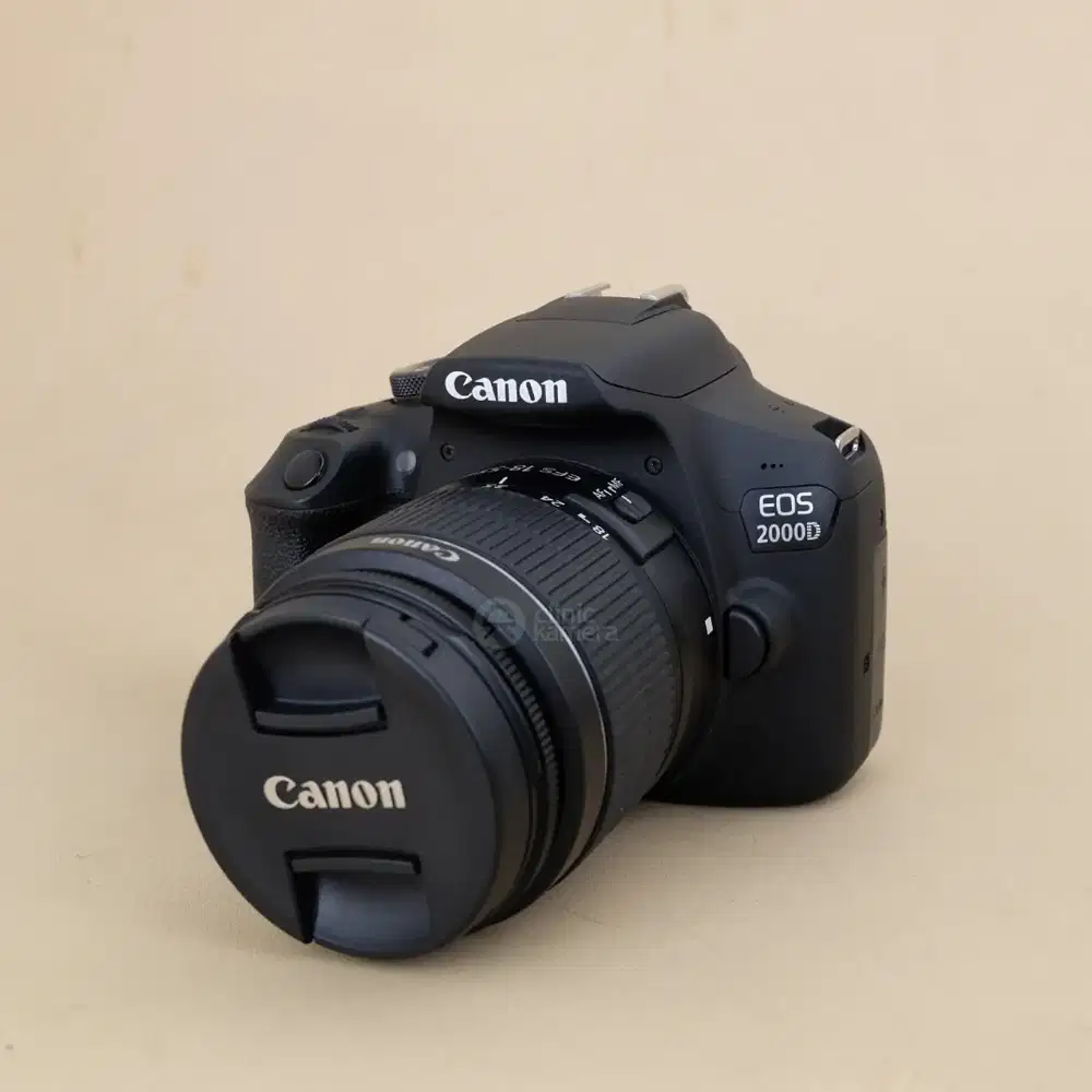 Canon 2000D Kit 18-55mm III Black