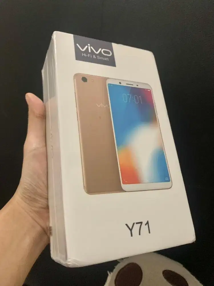 VIVO Y71 BARU BERSEGEL RAM BESAR 6/128 FULLSET NOMINUS WARNA HITAM
