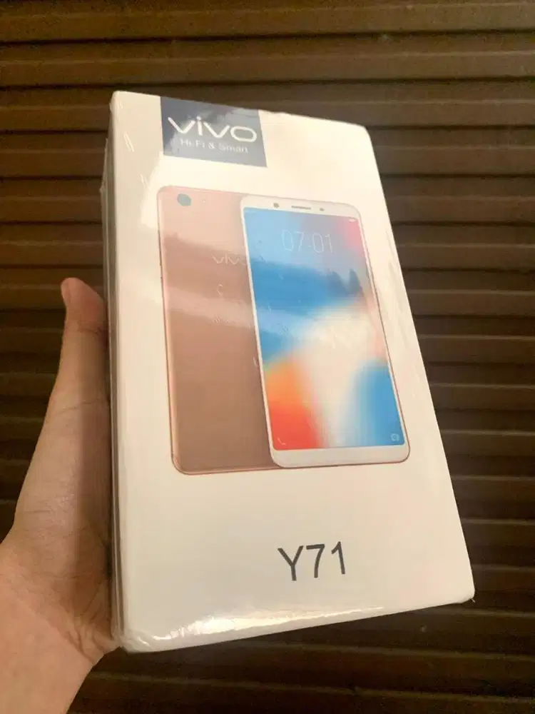 VIVO Y71 BARU BERSEGEL RAM BESAR 6/128 FULLSET NOMINUS WARNA HITAM