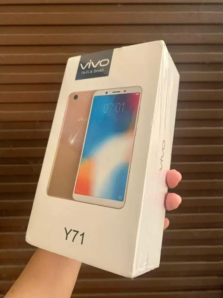 VIVO Y71 BARU BERSEGEL RAM BESAR 6/128 FULLSET NOMINUS WARNA HITAM