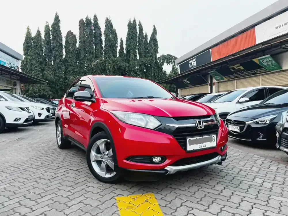 DP 5 JT HONDA HRV E 2018 CVT RED EDITION