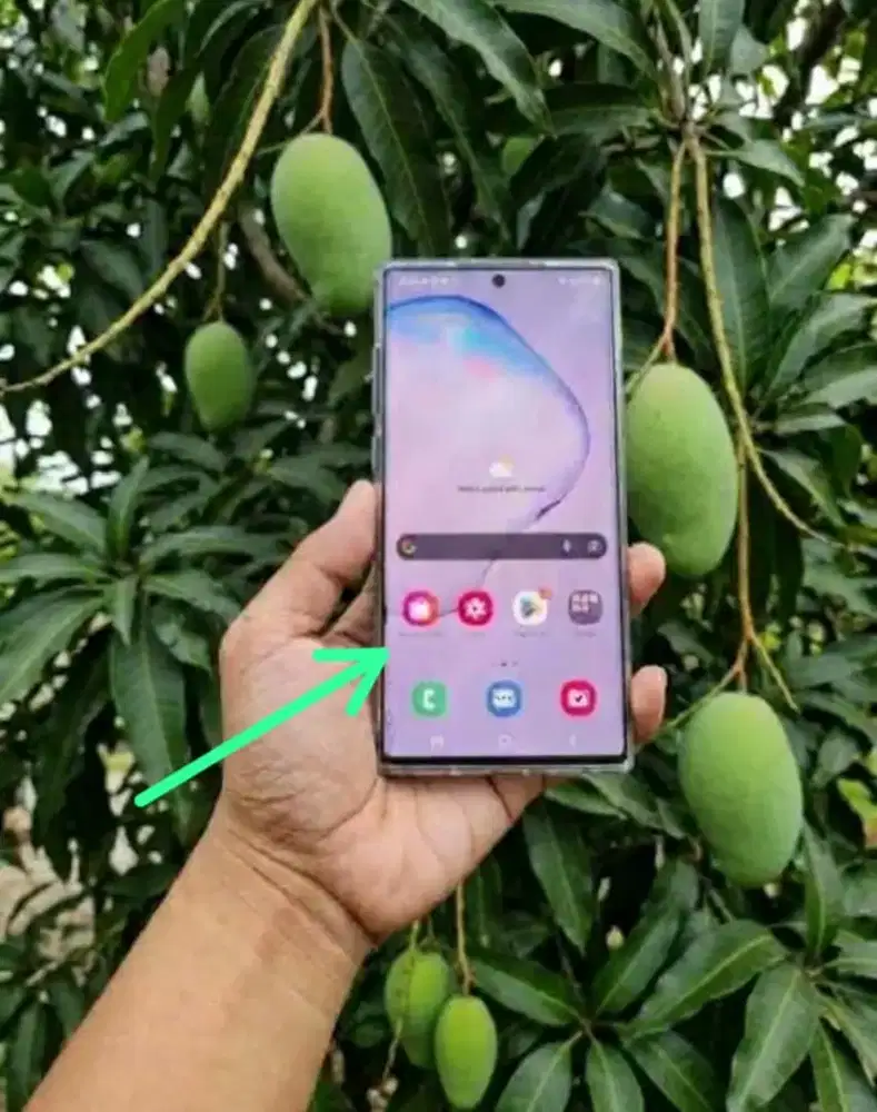Samsung Note 10+ Plus 12/256 Ada retak