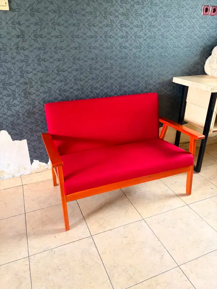 Sepasang (2 Pcs) Sofa 2-Seater Retro Mid-Century Kayu Solid