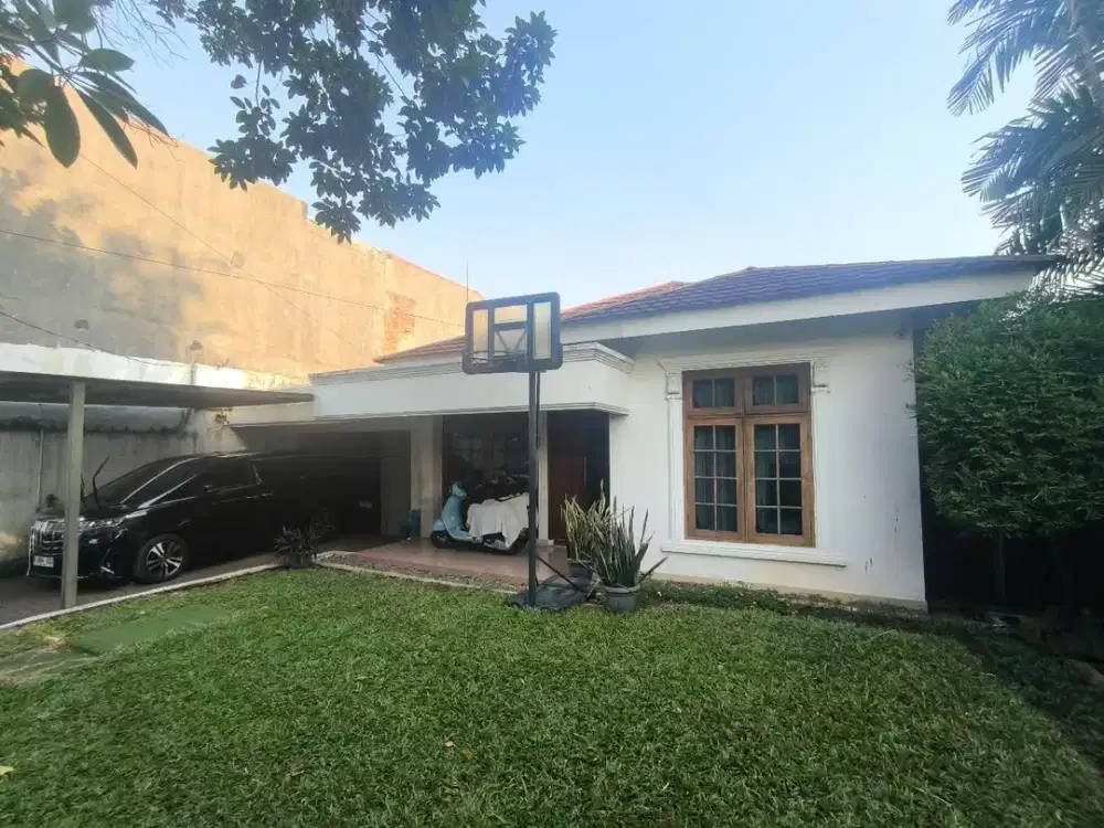 DIJUAL RUMAH CIPETE JAKARTA SELATAN, 1 LANTAI FULL MARMER DENGAN SWIMMING POOL!