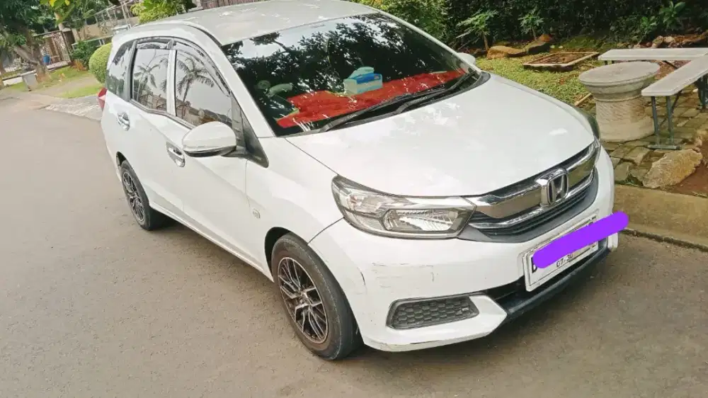 Family car Honda mobilio