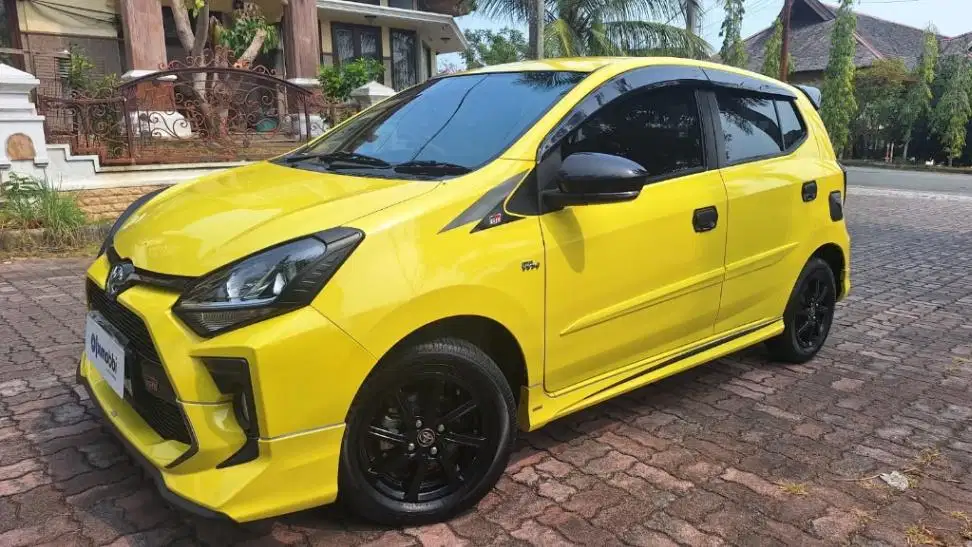 Low KM Toyota Agya 1.2 GR Sport Bensin-MT 2022 KTEN