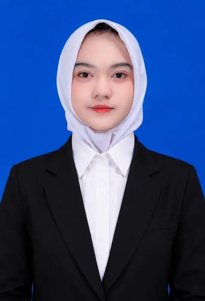 MENCARI PEKERJAAN ADMIN ATAU BARISTA