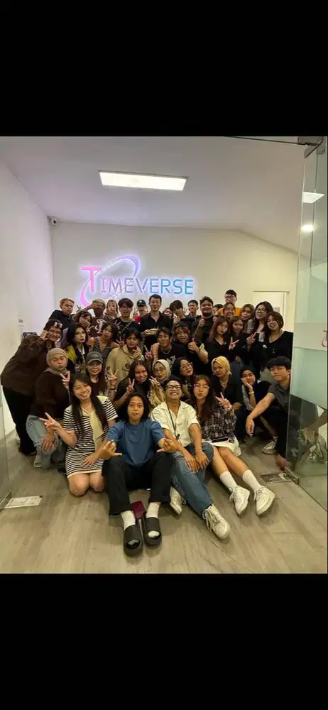 HOST LIVE DANCE TIKTOK