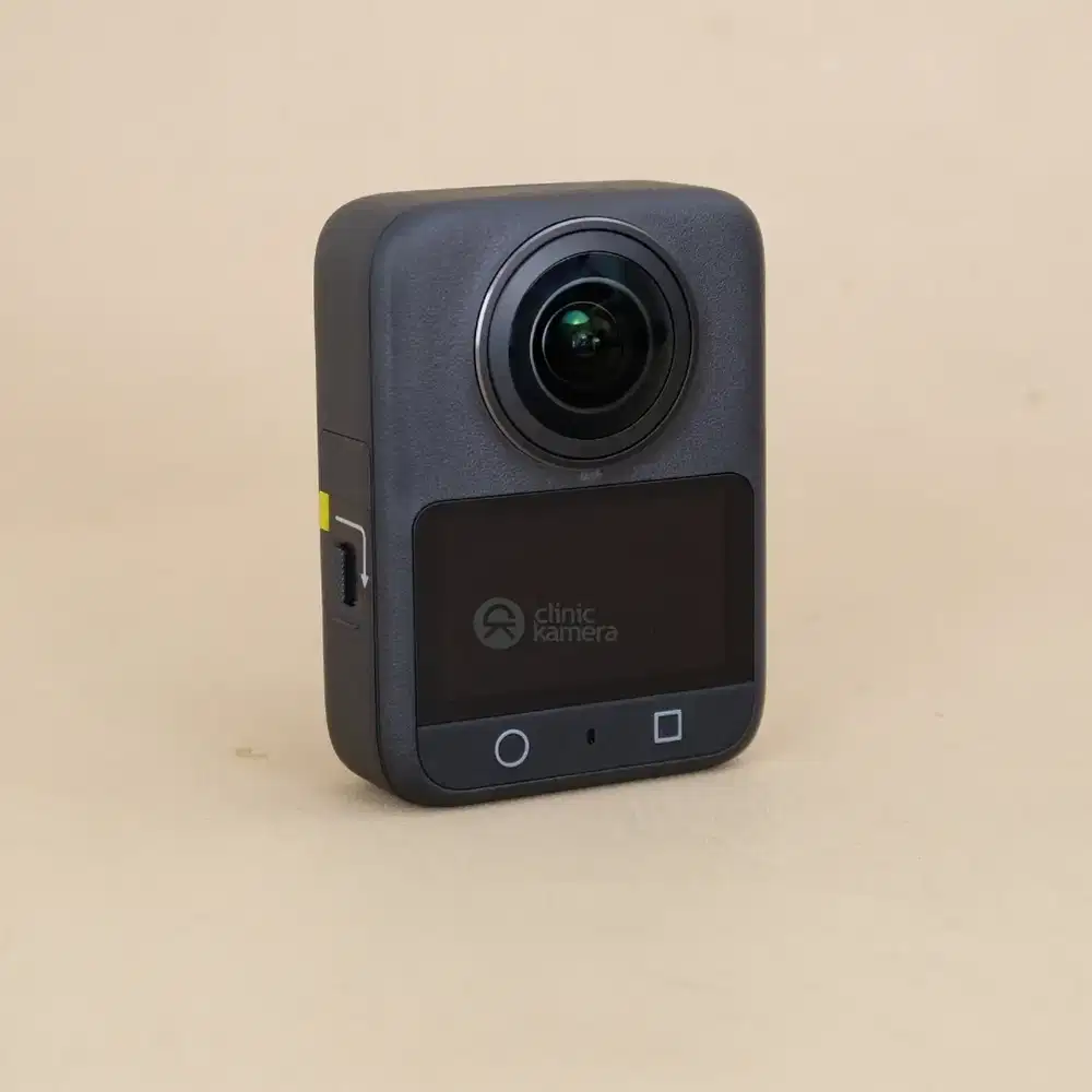 DJI Osmo 360 Standard Combo Black