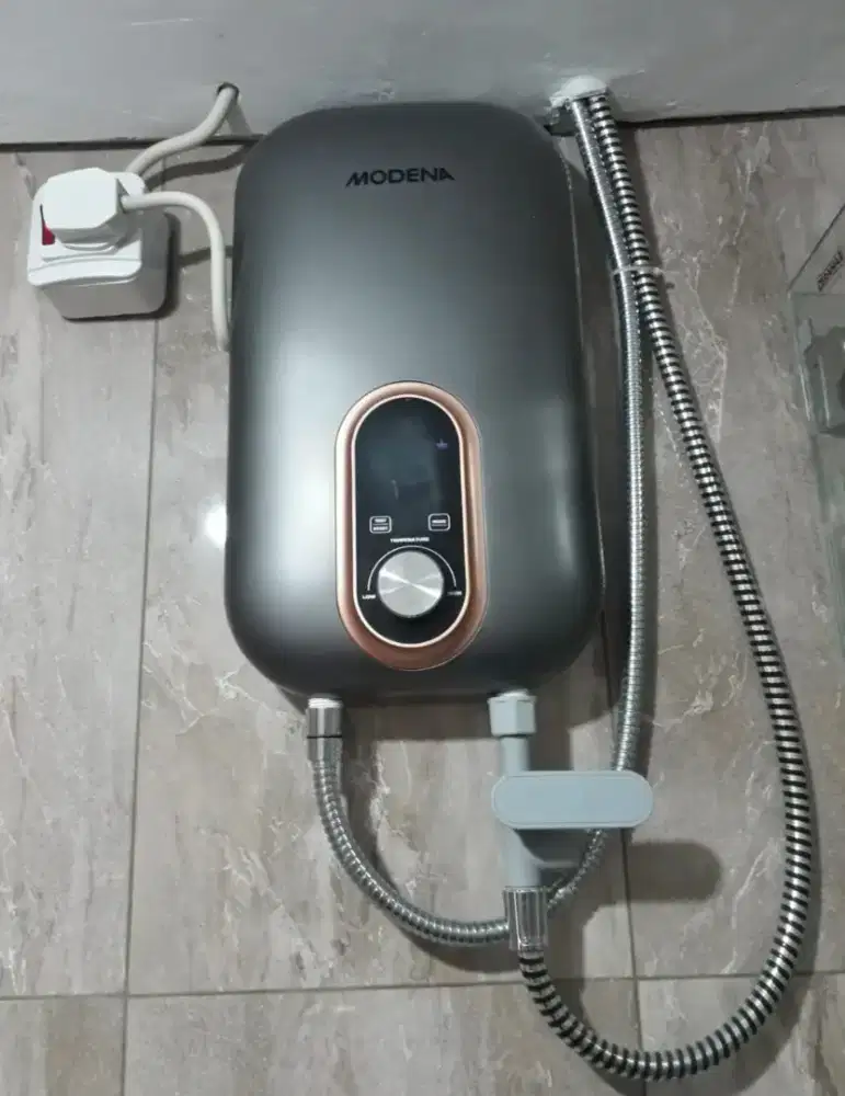 Water Heater Electricinstan Brown