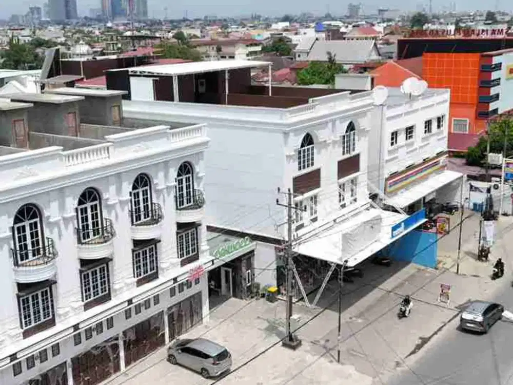 Ruko Oakwood Kawasan Bisnis Akses Tuasan