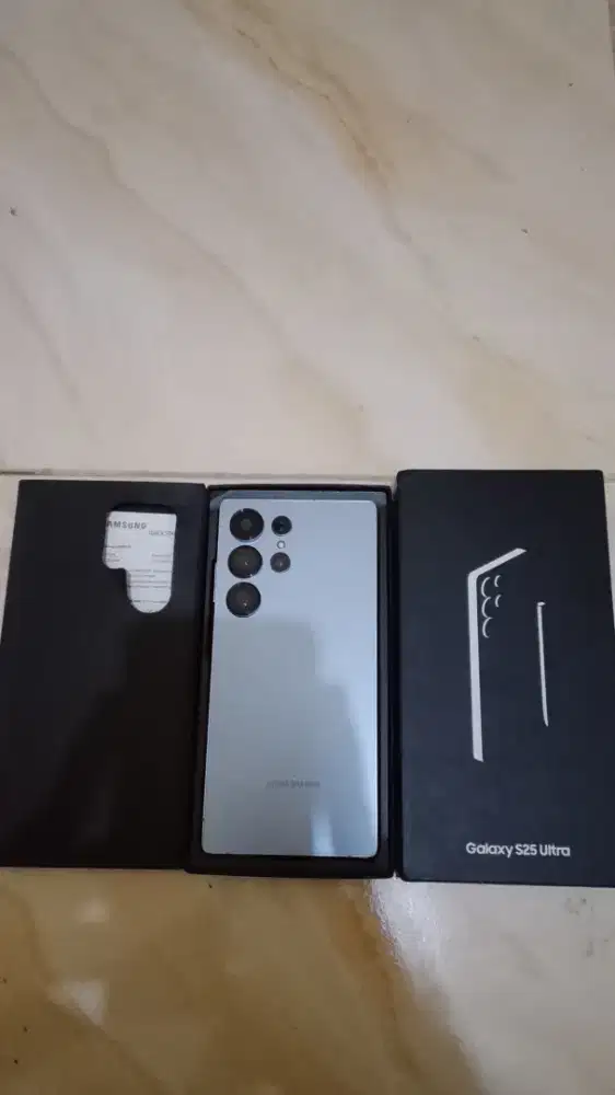 Jual galaxy s25 ultra komplit mulus