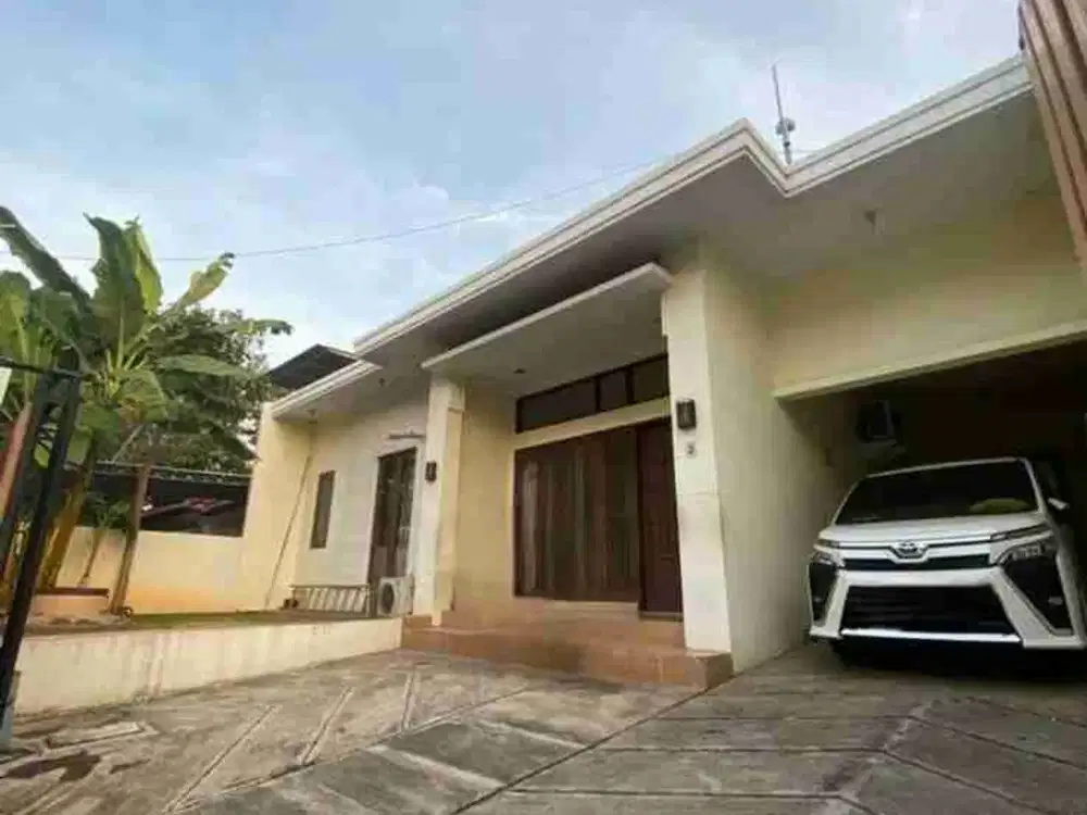 rumah semi firnish di pulomas jakarta timur