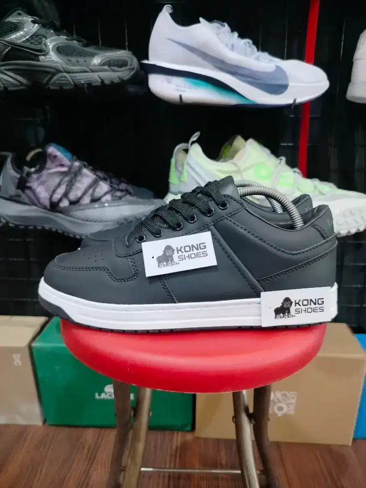 SEPATU PRDA BLACK WHITE CASUAL