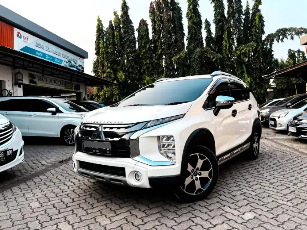 DP 5 JT MITSUBISHI XPANDER CROSS 2021 PREMIUM EDITION