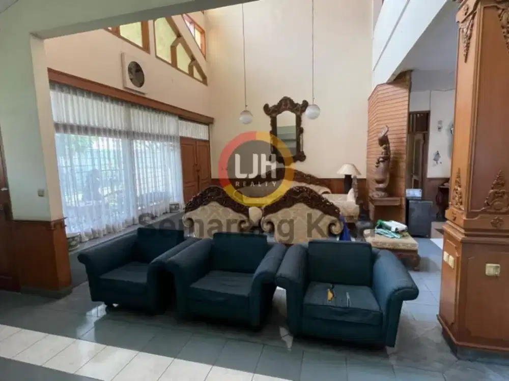Rumah bagus di jalan Taman Maluku