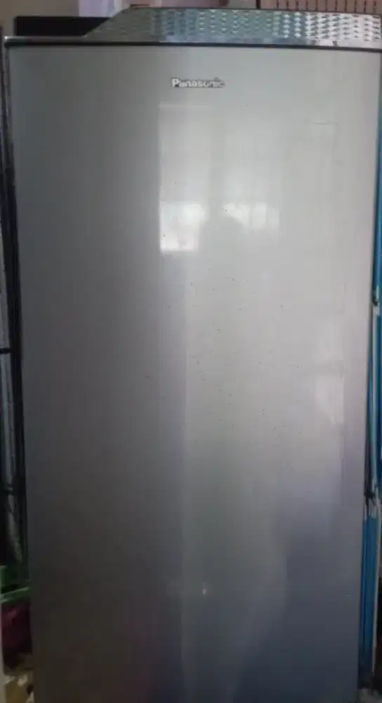 Kulkas + Freezer Panasonic  1 pintu