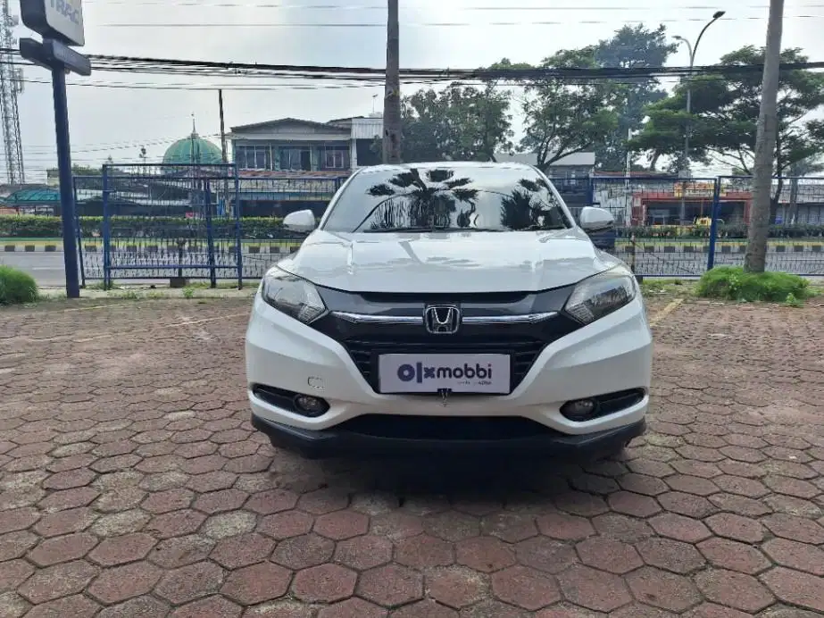 DP MURAH Honda HR-V 1.5 E Bensin-AT 2017 Putih CNRBB