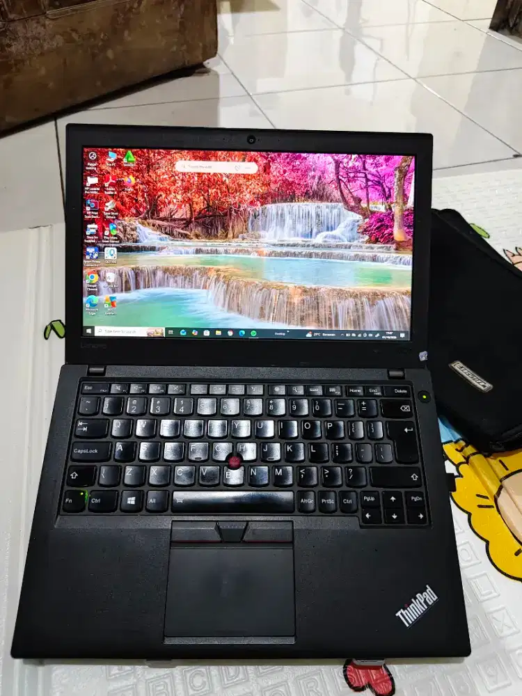 Dijual Lenovo Thinkpad X260 Black
