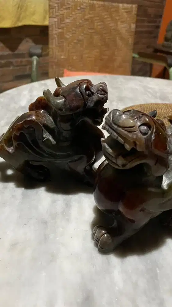 Sepasang Pixiu Jadeite Ukiran Batu Giok Natural