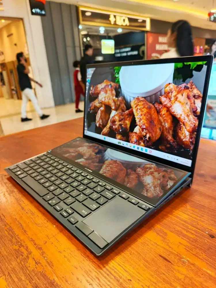 ‎*Asus Zenbook Duo UX482EAR Touchscreen* (16/512)