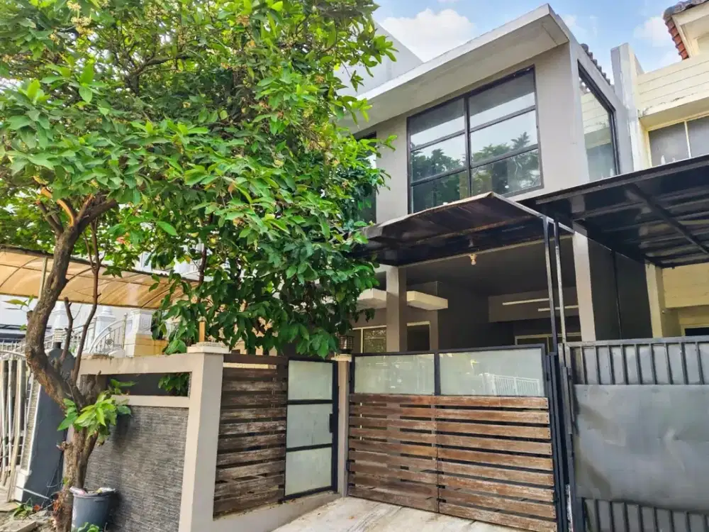 Jual Cepat!! Rumah SHM 2lt di Cluster Layar Permai luas 6x13 77m PIK Pantai Indah Kapuk Jakarta Utara