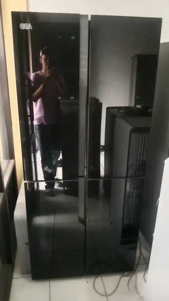 Kulkas 4pintu merk Gea