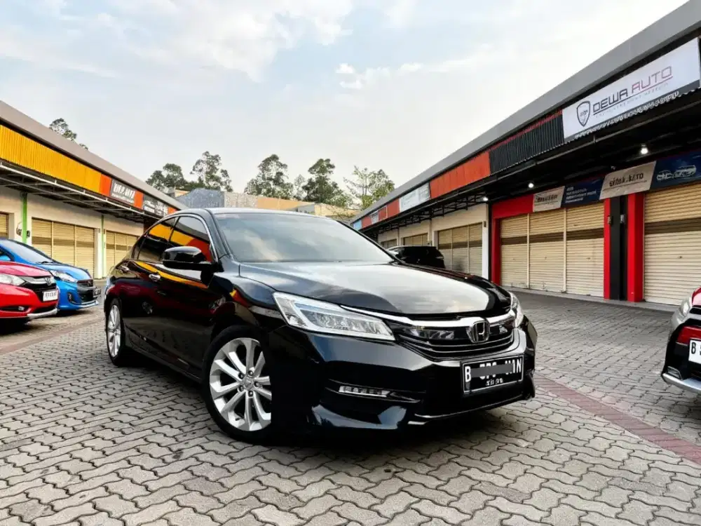 DP5 JT HONDA ACCORD VTIL AT 2016 HITAM FACELIFT GRILL LAMPU CIVIC