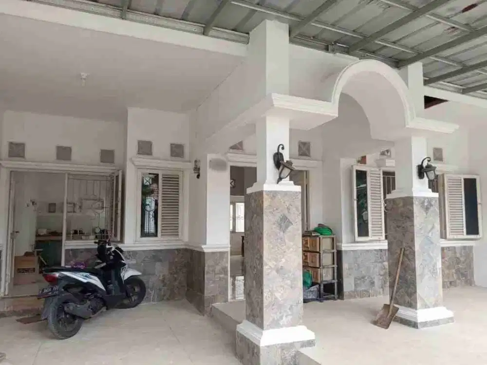 rumah cantik rapih siap huni di villa nusa indah 5