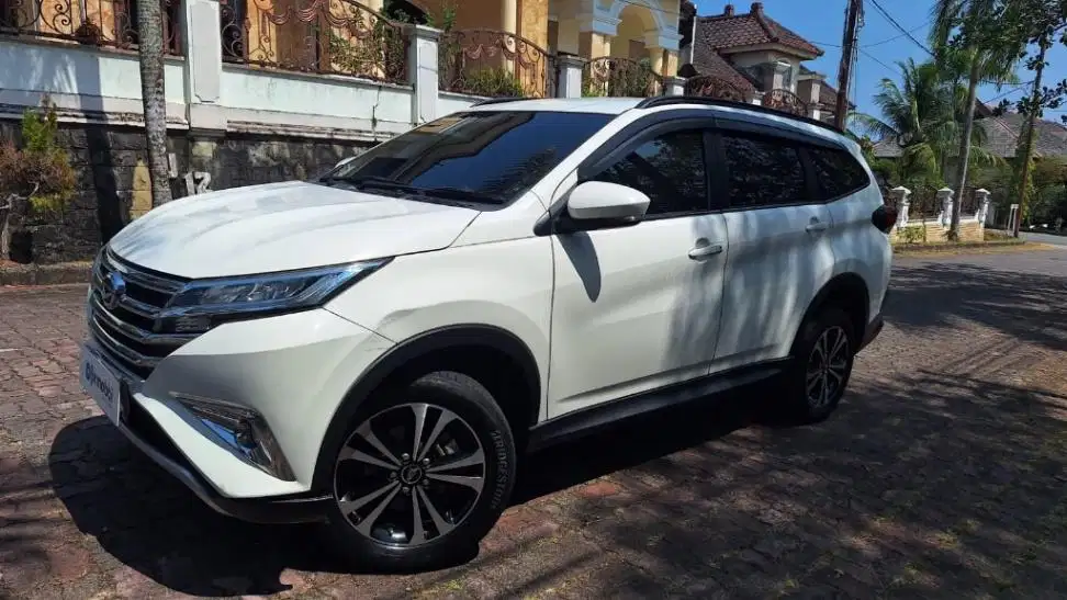 Daihatsu Terios 1.5 R Bensin-AT 2022 KTVE