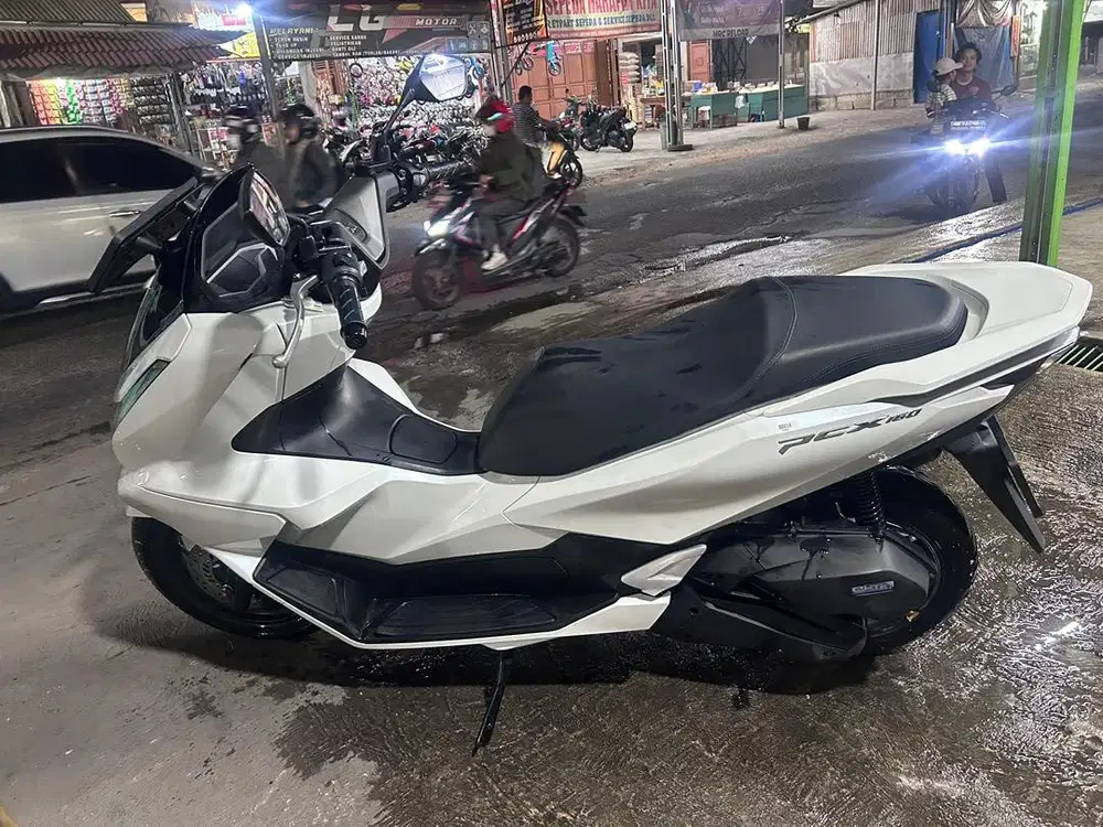 PCX 2025 cikarang selatan